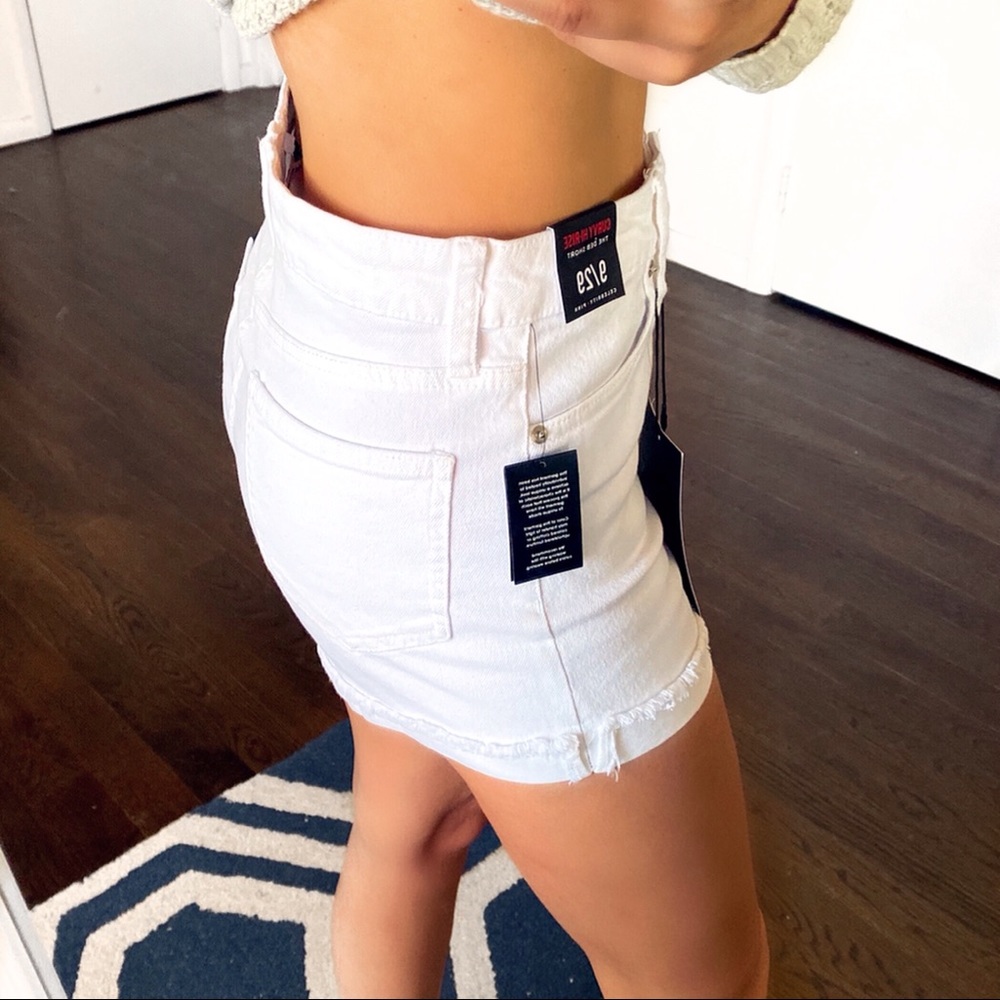 🐚 THE DEB CURVY HI-RISE WHITE JEAN! - Picture 2 of 12